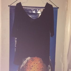 Black flow v neck blouse